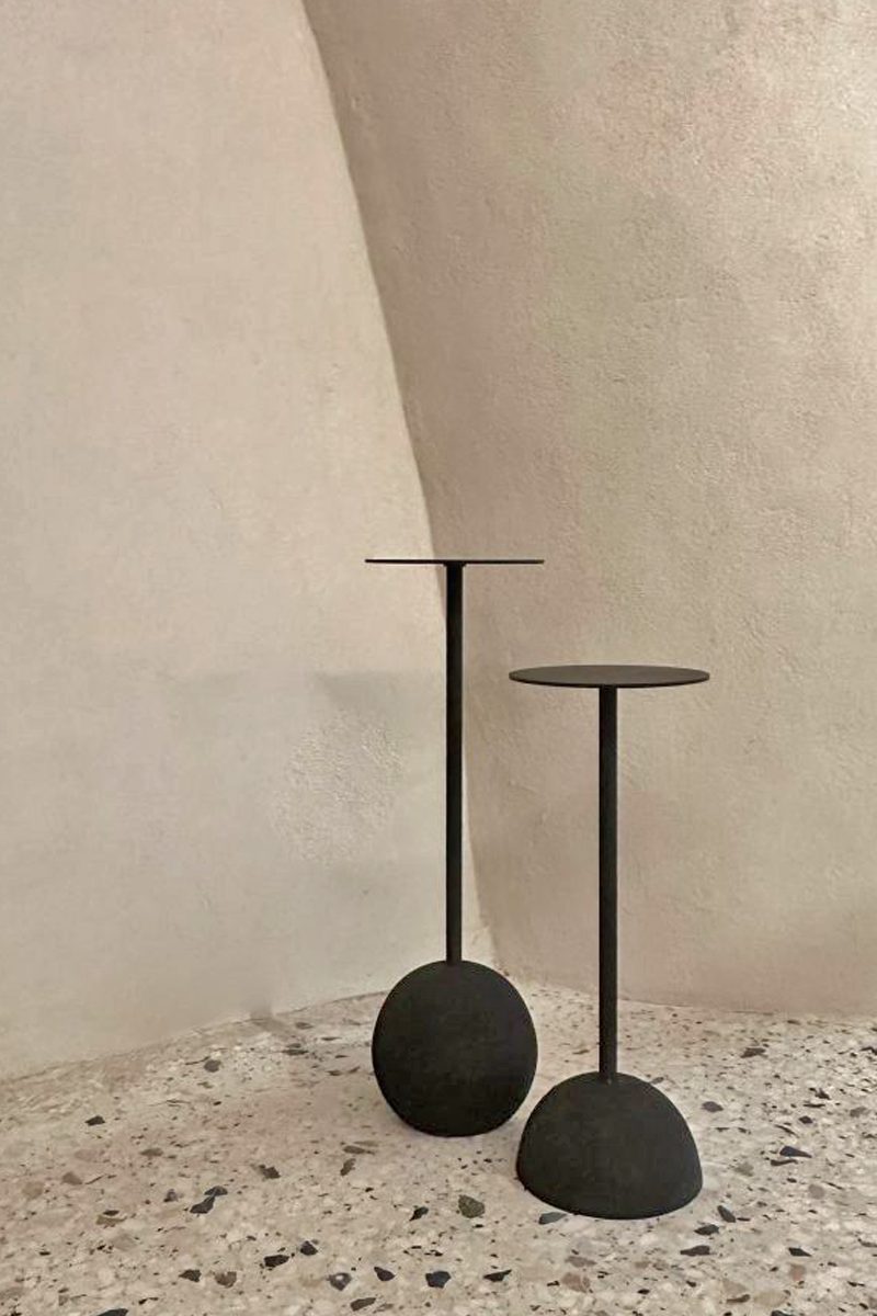 the kugi side table