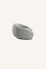 the montholon sofa - Image 23