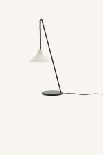 the seam table lamp