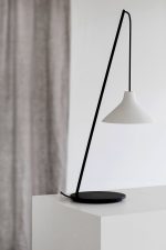the seam table lamp - Image 5
