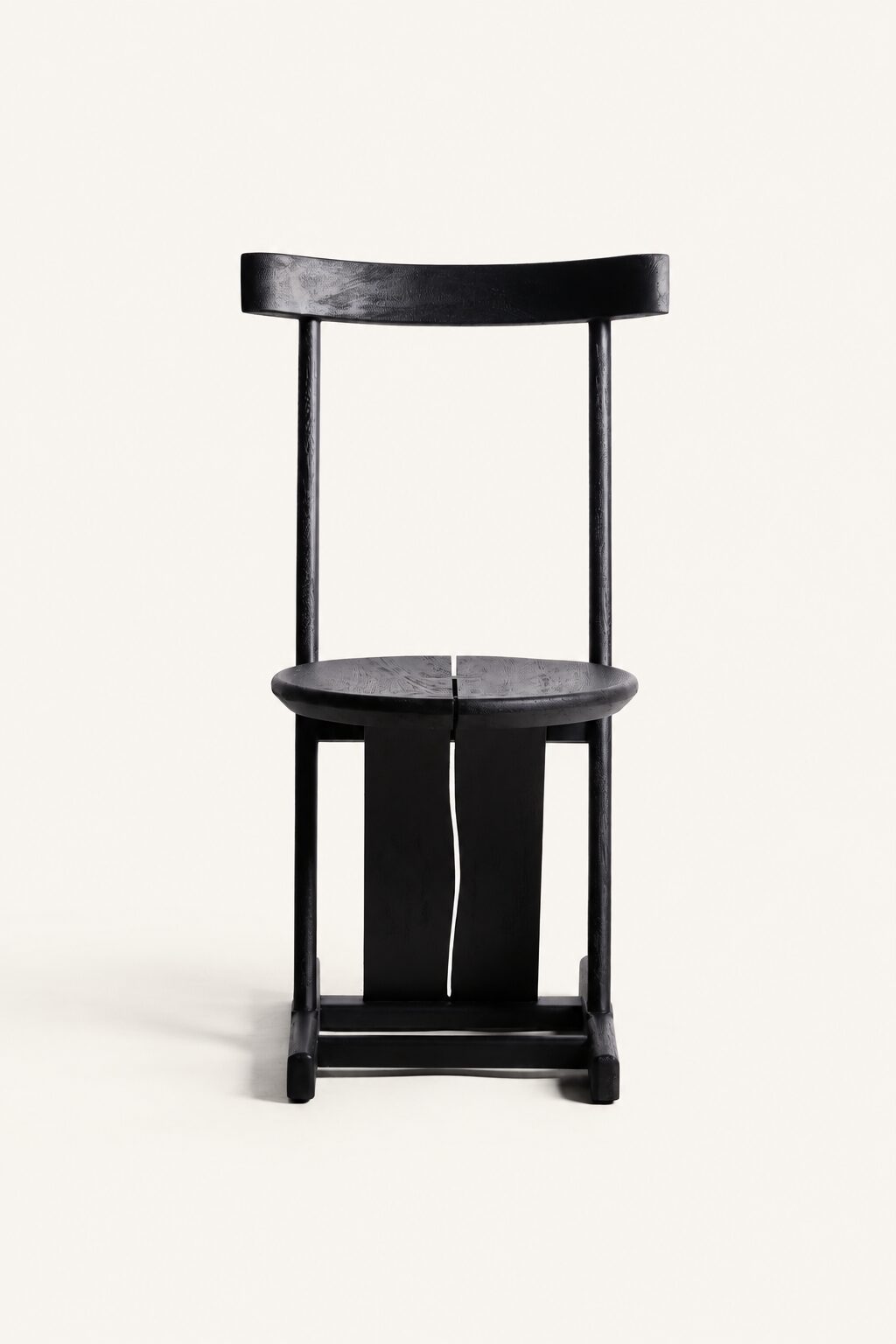 Dialogue_Black_05_background_F8F5F0 dialogue side chair - Image 1